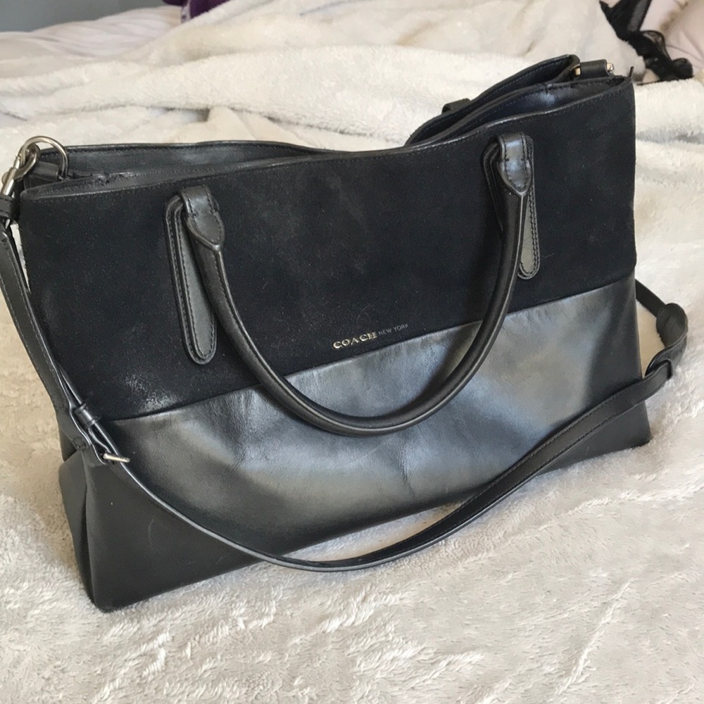 Coach / Leather and Suede Purse